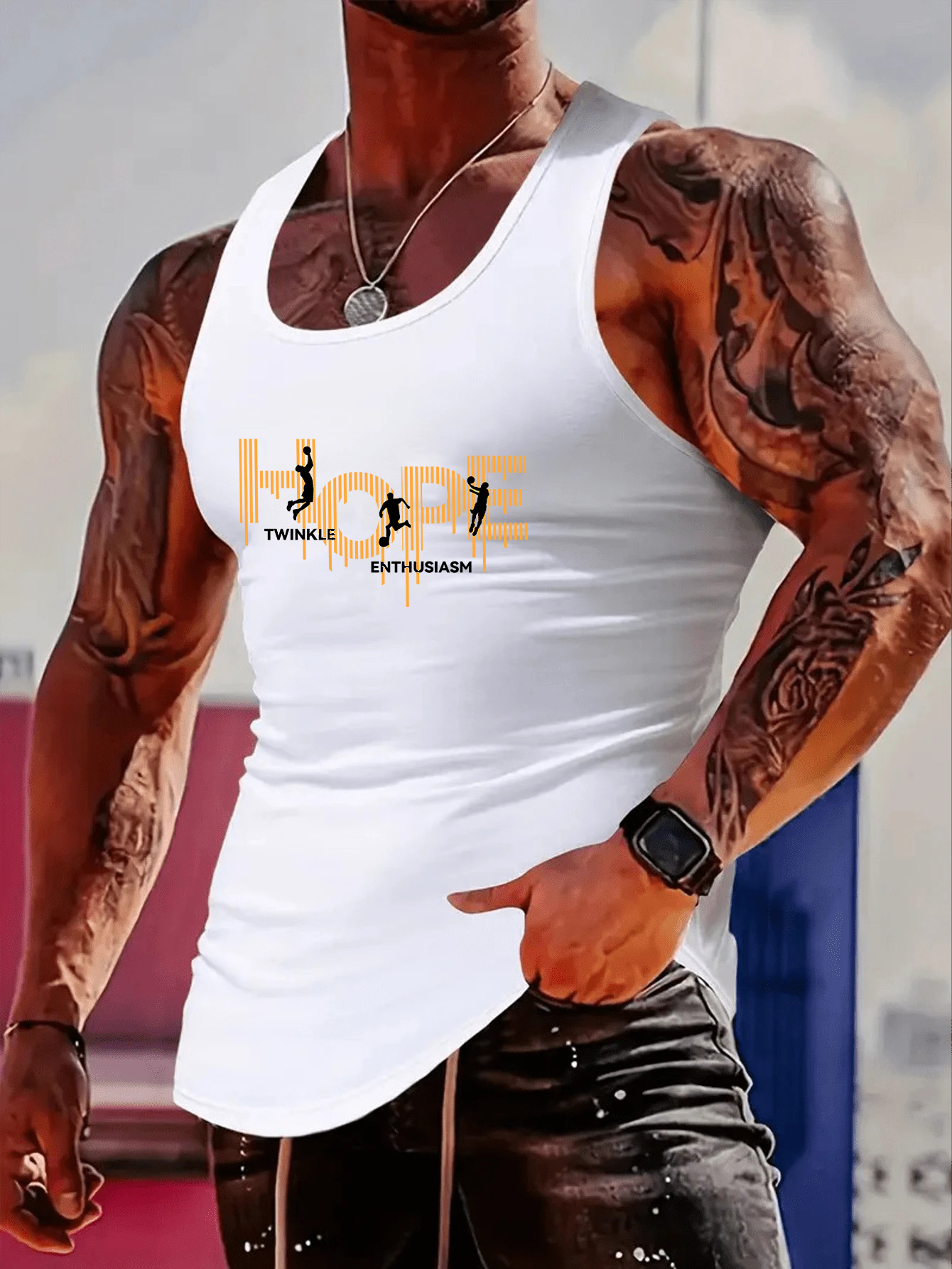 Fashionable trend muscular man - Outdoor Sports reseña y precio
